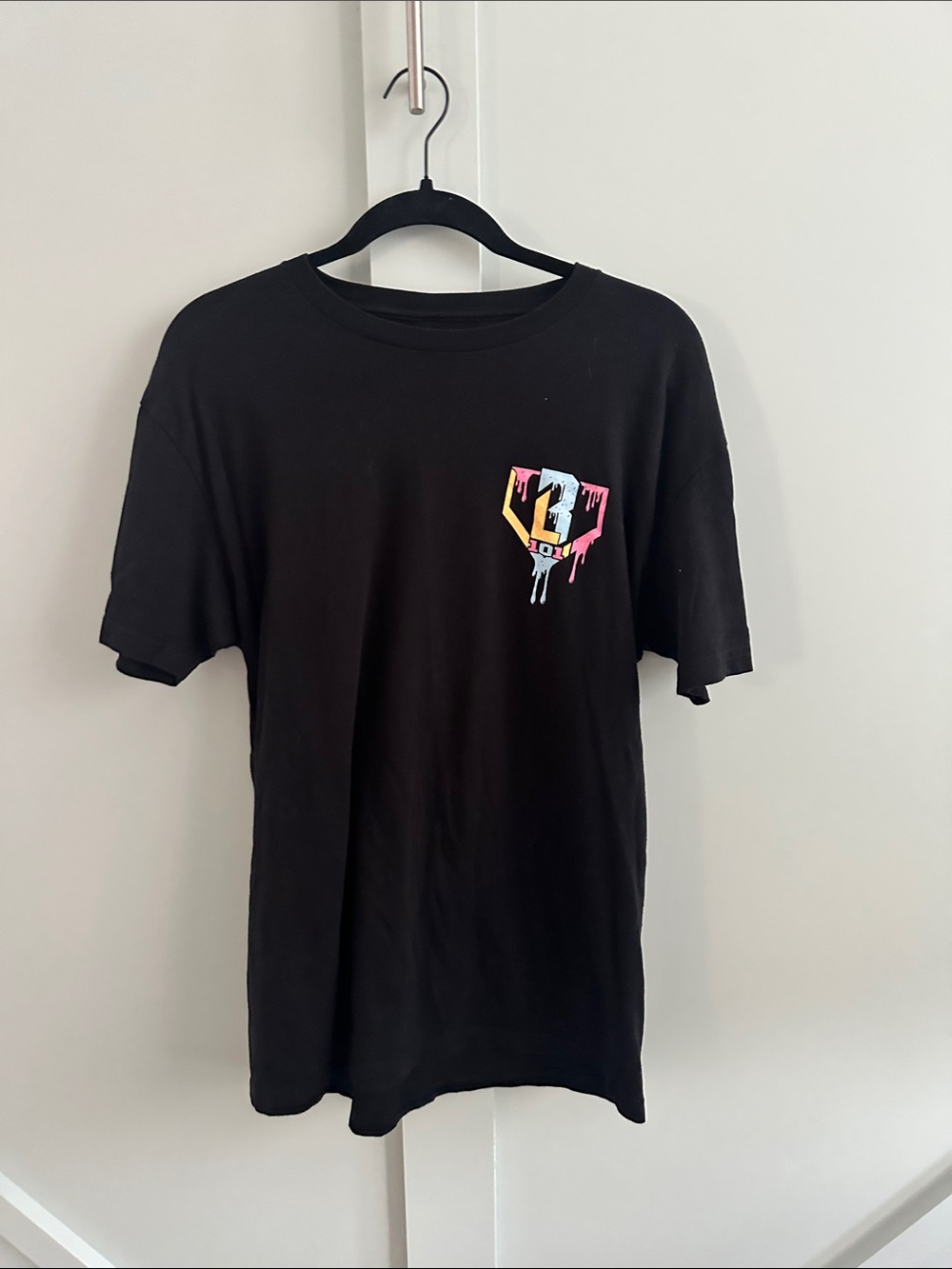 BSDLifestyle 101 Apparel Frozen Ropes graphic baseball tee in black, size Large.